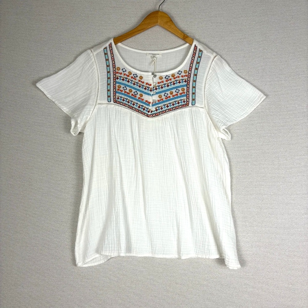 beachlunchlounge White Embroidered Boho Peasant Top with Blue and Rust Accents